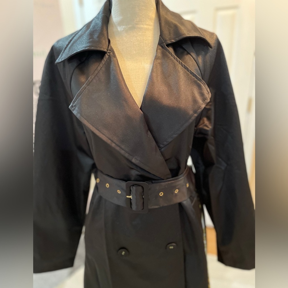 Trench Coat with Gold detail